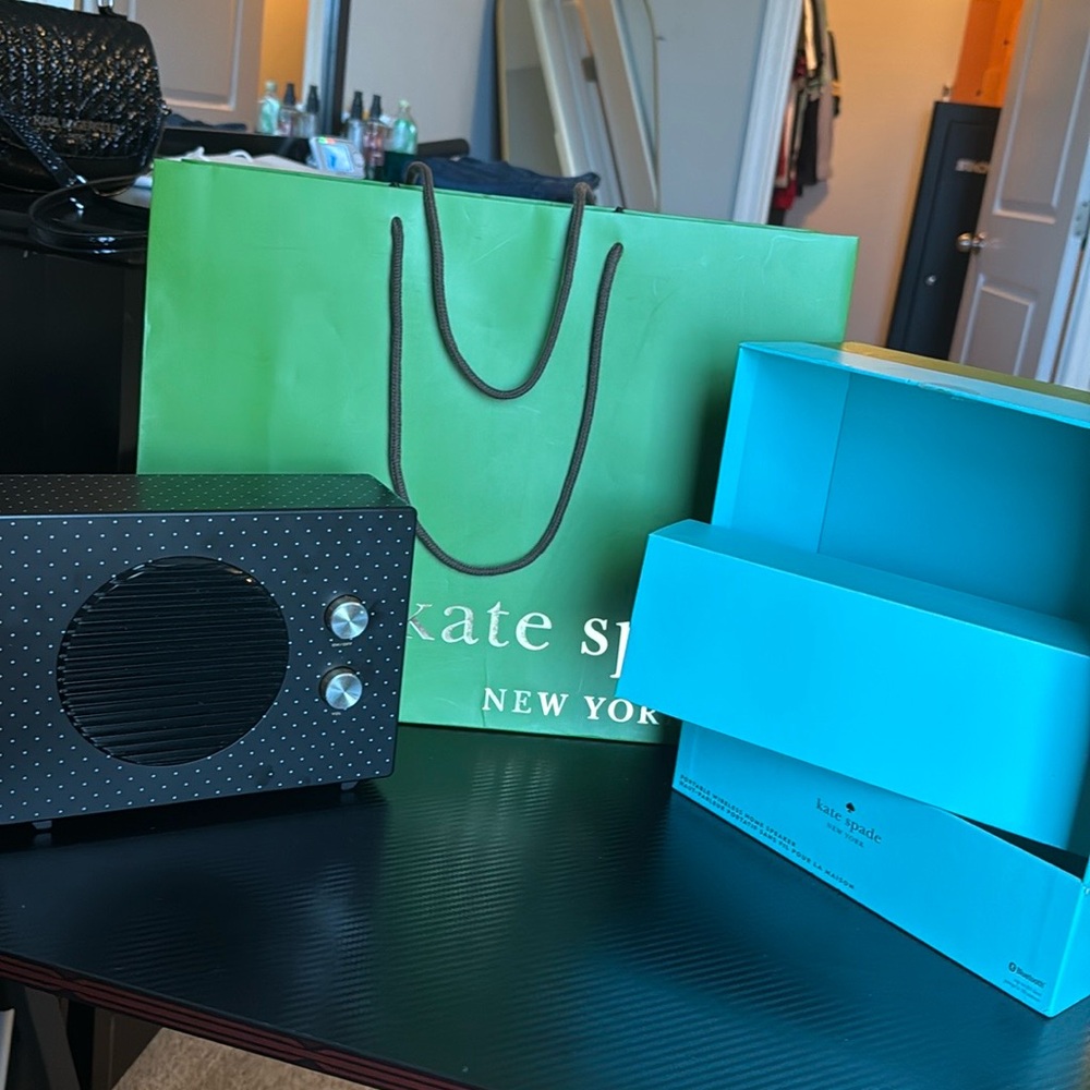 KATE SPADE - Picture 13 of 17